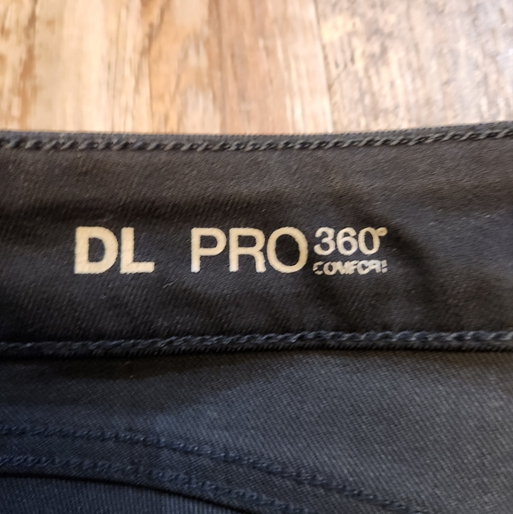 DL1961 Florence Insta Sculpt Riker Pants - Picture 3 of 8